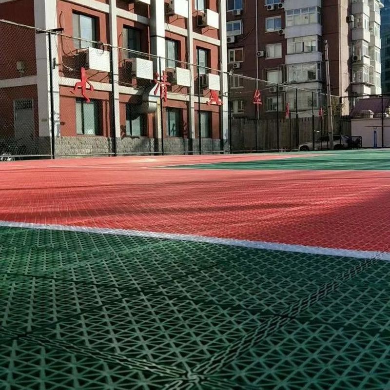 Blue PP Interlocking Sports Flooring 3.5mm 4.5mm 6mm Outdoor Sports Interlocking Tiles (Đường sàn thể thao liên kết màu xanh)