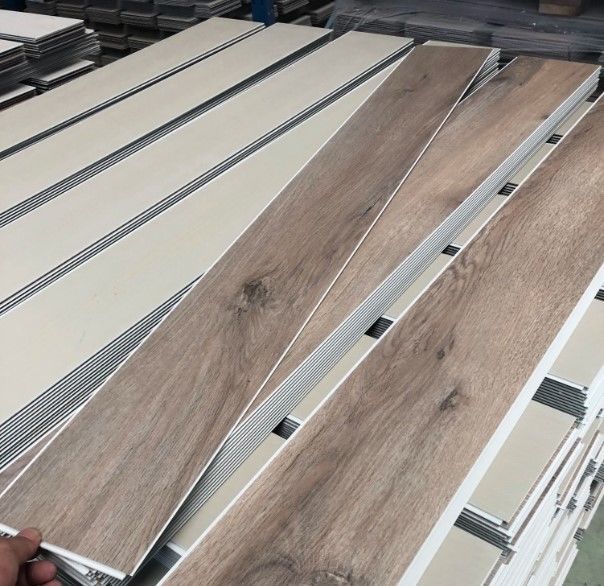 Relle SPC Click sàn ván 4mm 5mm 6mm 7mm Độ dày sàn SPC sang trọng