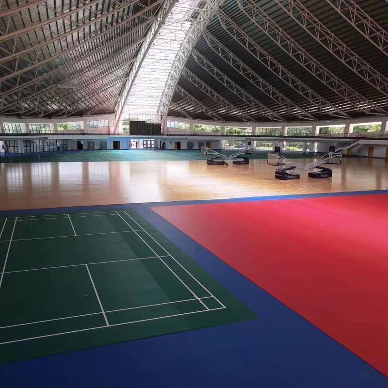 600 Tùy chọn màu Relle PVC Futsal Court Flooring Roll với thiết kế kết cấu lưới