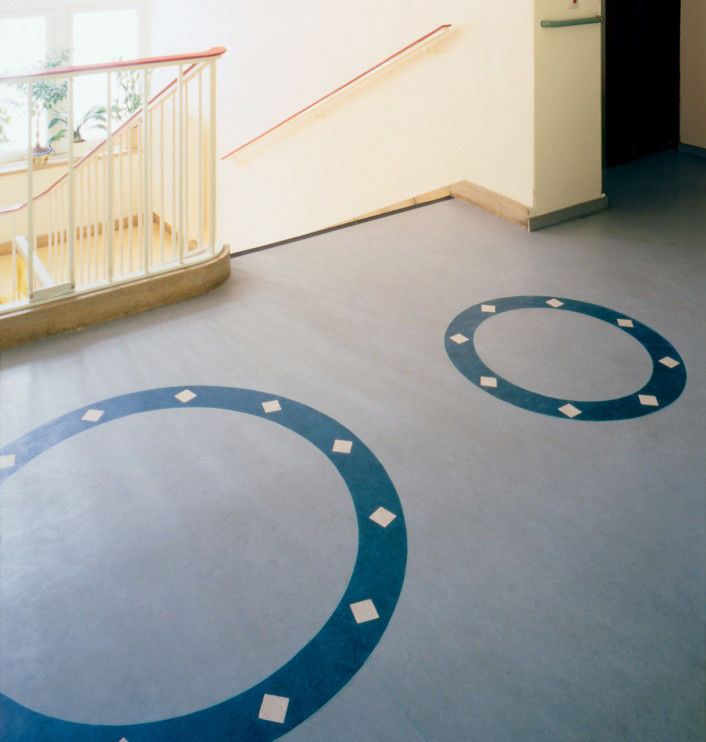 Đồ sàn vinyl kết cấu đơn giản 3 mm gạch PVC đồng nhất cho các cơ sở y tế